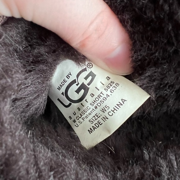 UGG Classic Short chocolate brown boots size 5 - Picture 5 of 6
